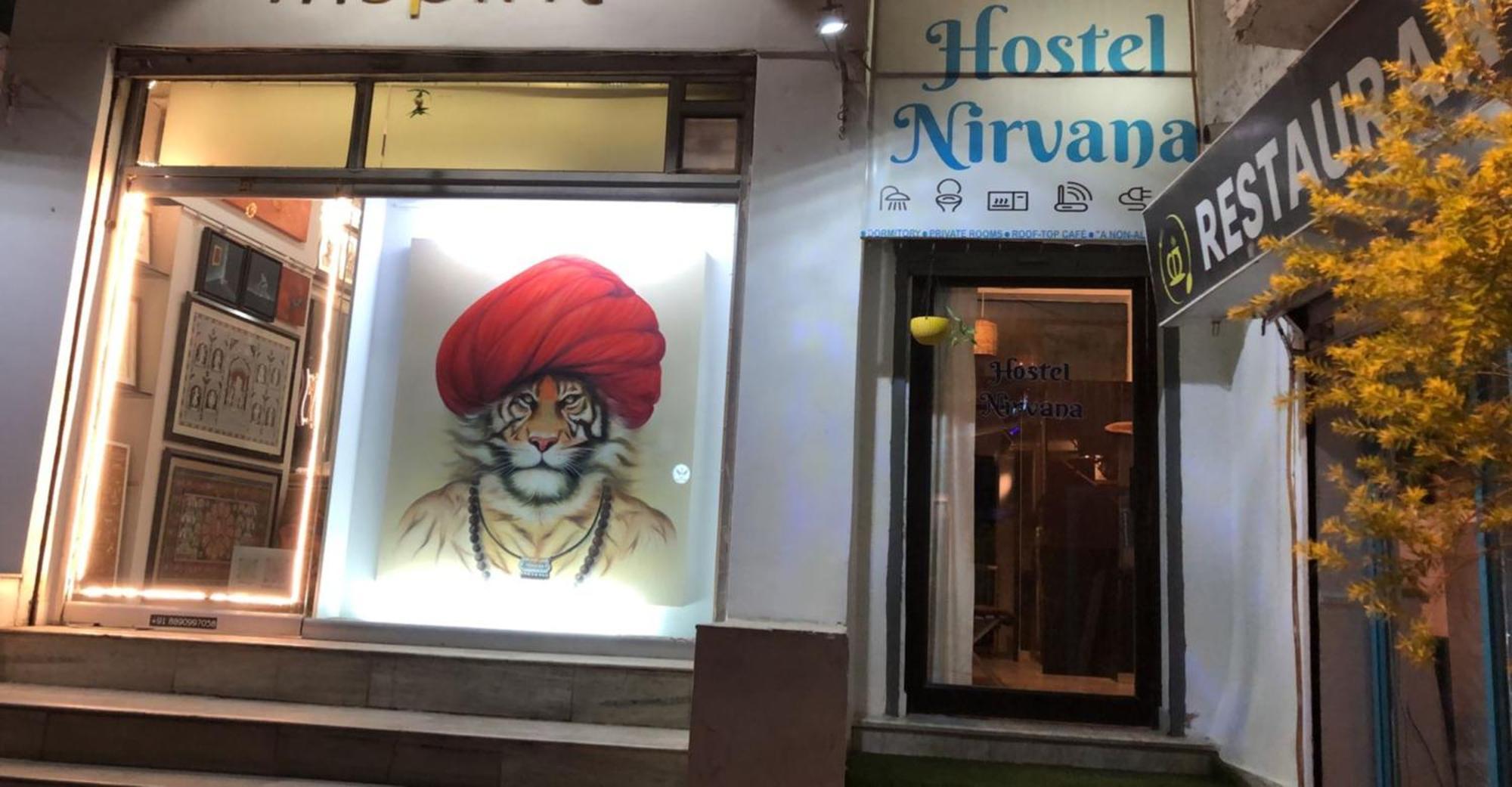 Hotel Nirvana Lakeside Udaipur Exteriör bild